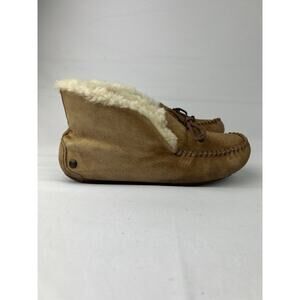 UGG Slippers Women’s 7 Chestnut Shearling Suede Leather Moccasin Indoor Outdoor